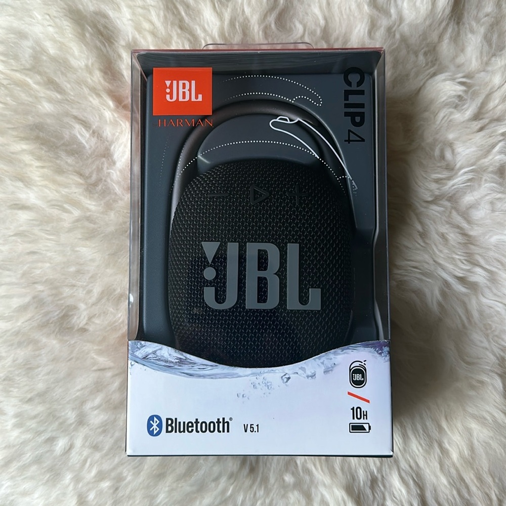 JBL Clip 4 - NEW Sealed package